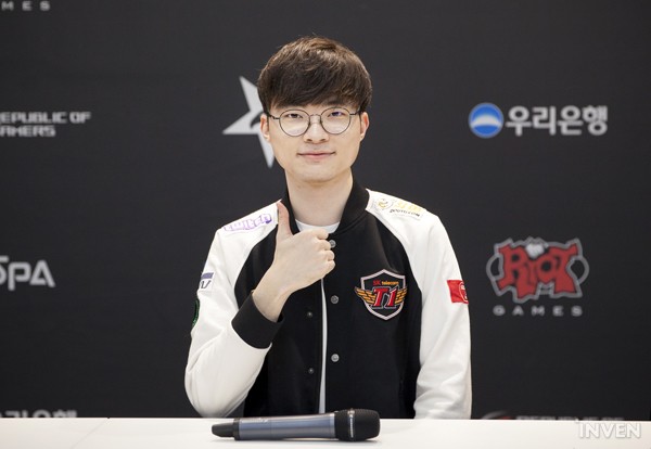 包含Faker在中国队比赛中赛事规则更新，挺进下一轮引发热议！的词条