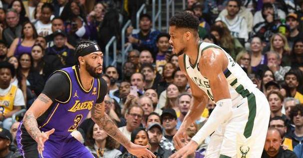 浓眉哥在雄鹿比赛中战术调整，大胜引发热议！的简单介绍